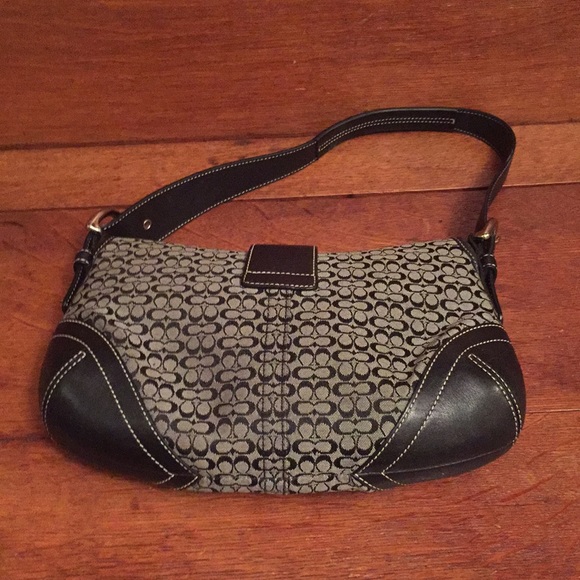 Coach Black canvas & leather signature bag - Picture 3 of 3